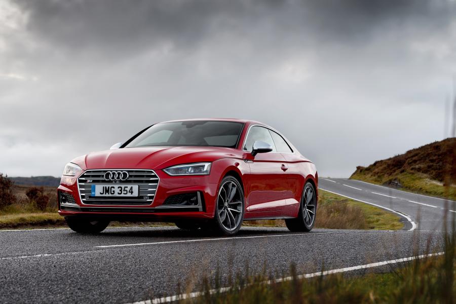  Audi S5 Coupe 2016 года  (UK) (фото 2 из 41)